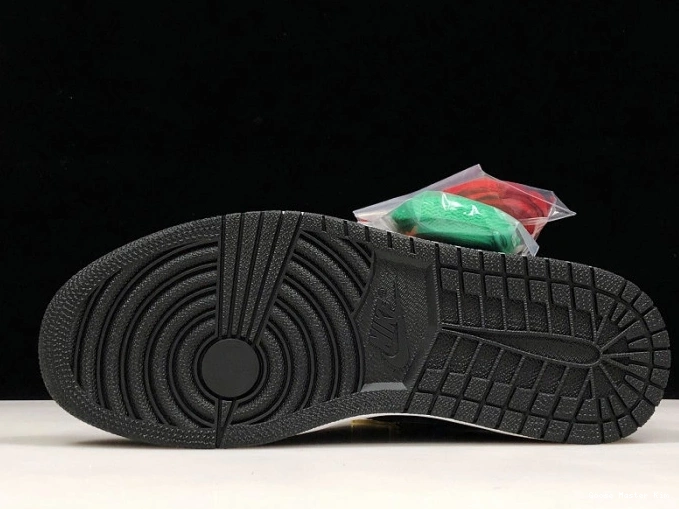 Retro Black Orange-Fir SoleFly x Team Air Jordan OG High AV3905-038 1 0710